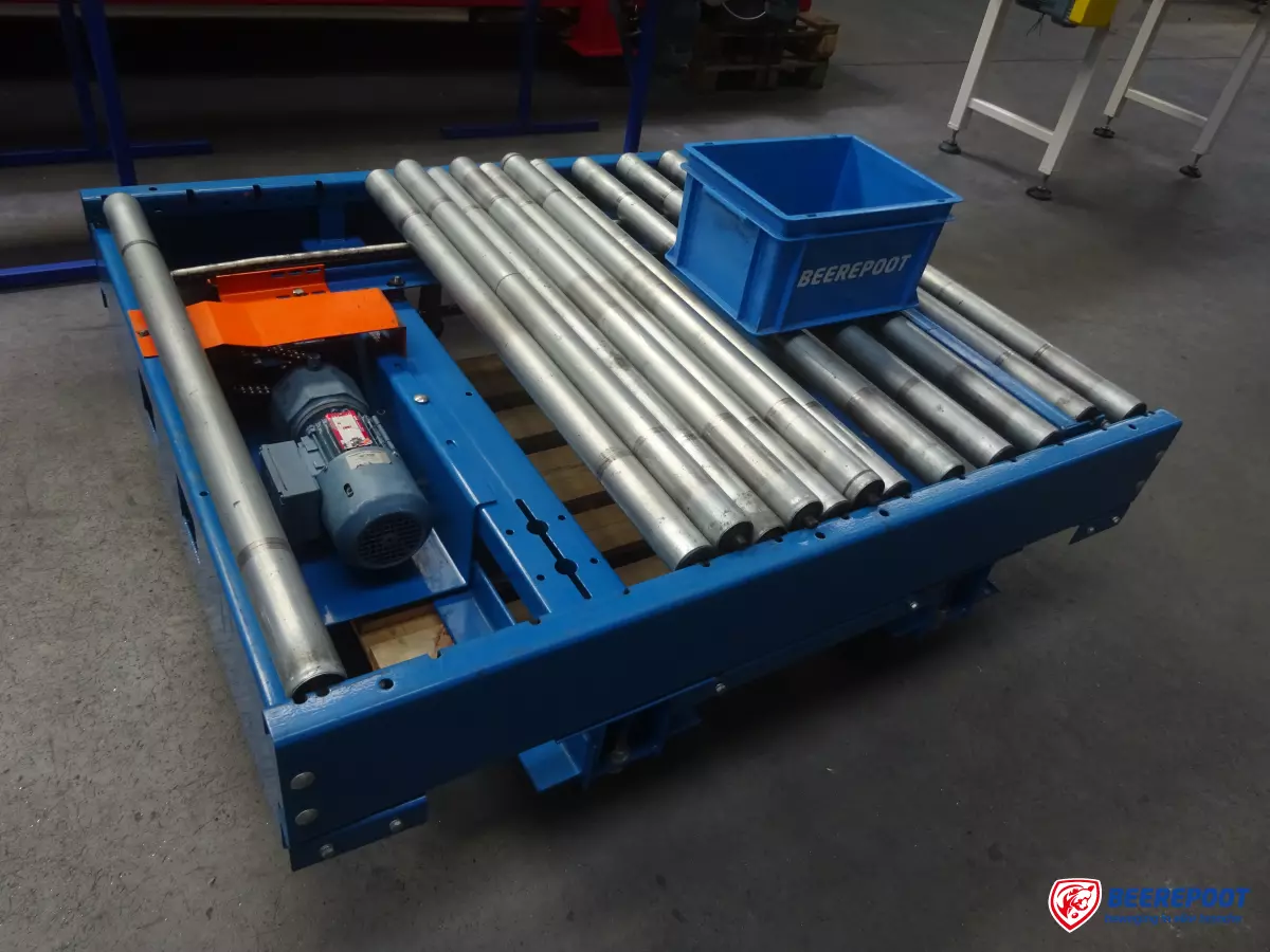 Aangedreven rollenbaan